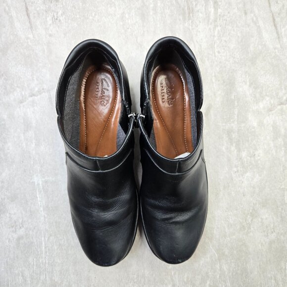 Clarks Ankle Boots Wedge 8.5 Black Leather Minimalist Comfort Platform Booties - Picture 2 of 13